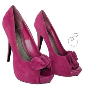 QUPID FUCHSIA FAUX SUEDE PLATFORM STILETTOS